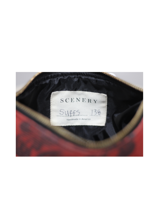 Suffs pouch (Broadway) (with loops) - Scenery