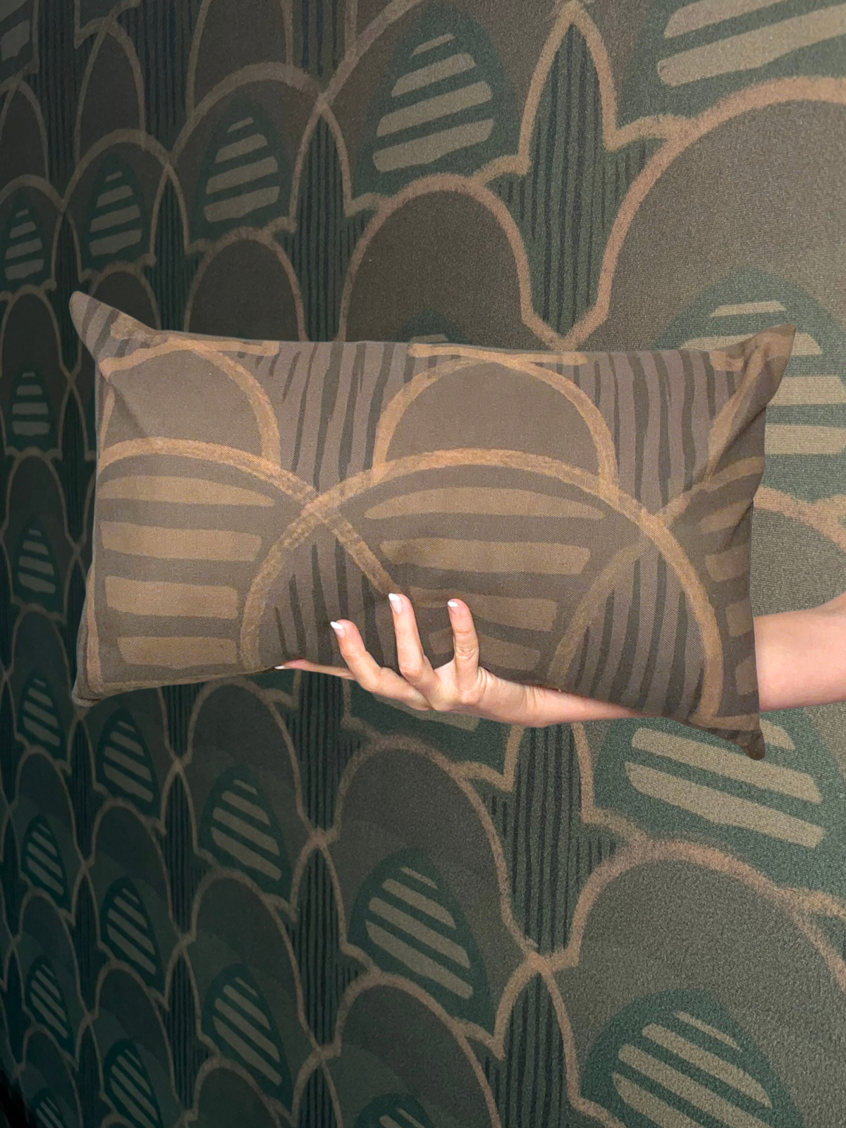Cabaret Pillow Sham - Scenery