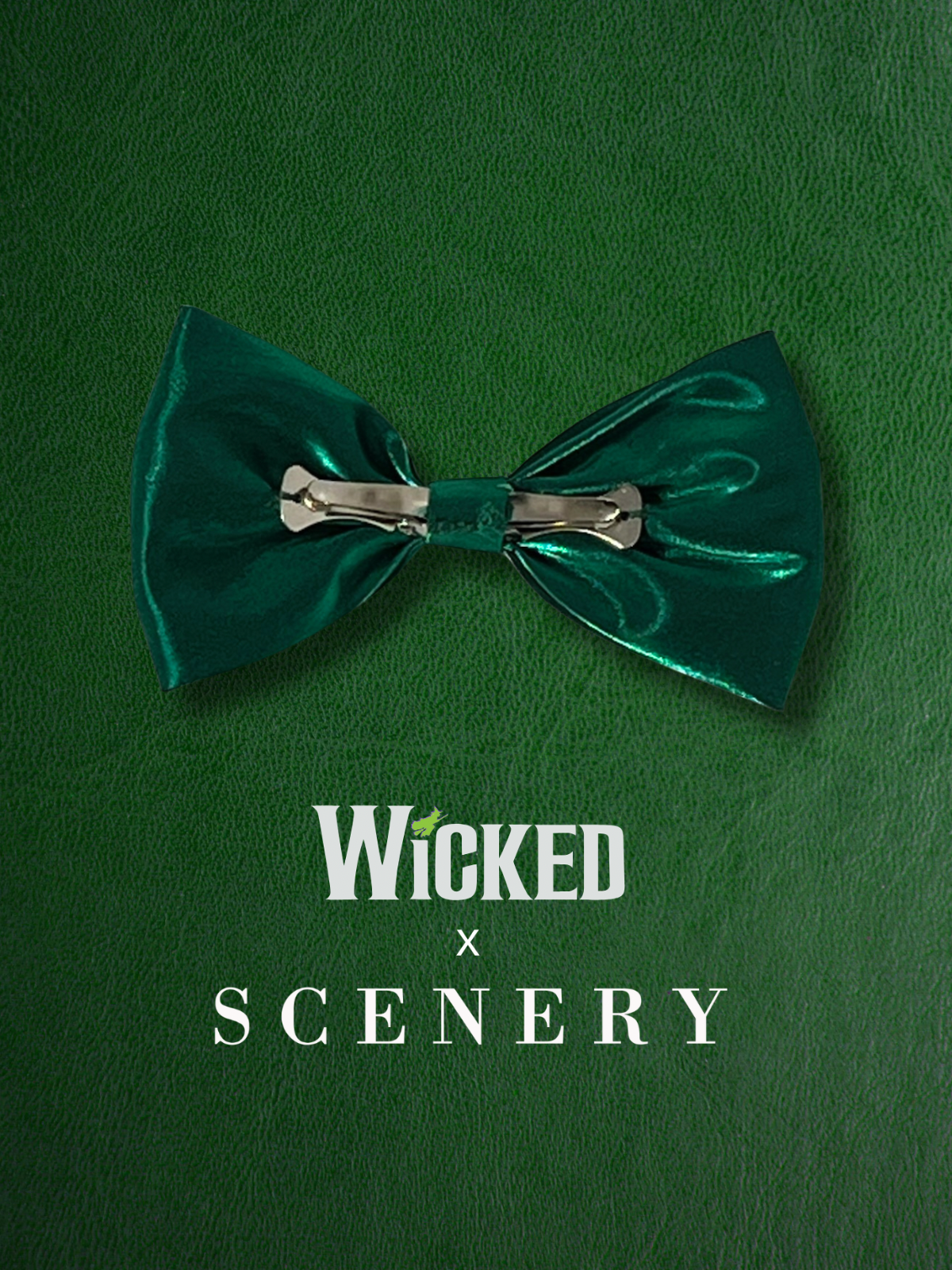 WICKED x Scenery: Emerald City Bow tie (clip-on) Solid Green
